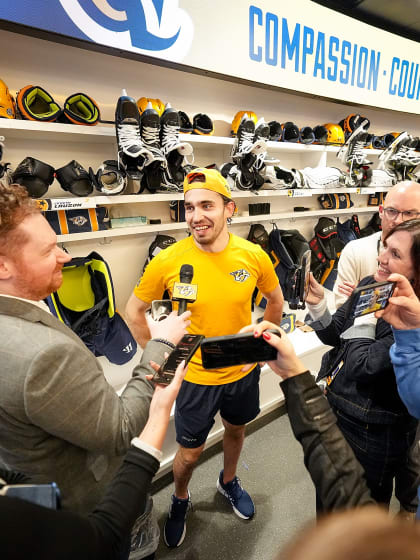 Första målet i NHL för Nashville Predators back Adam Wilsby