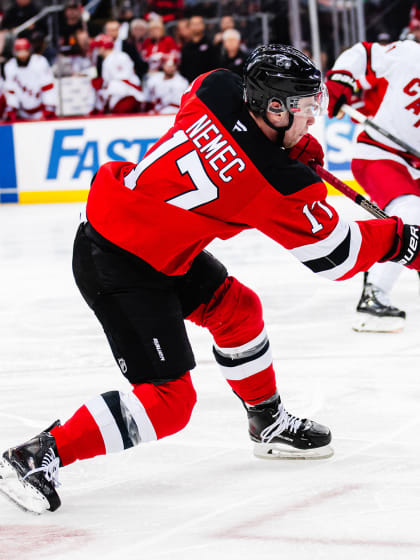 Simon Nemec energizes Devils with 2OT goal in Game 3