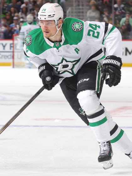 Daily fantasy hockey picks projections props 2024-25 NHL season