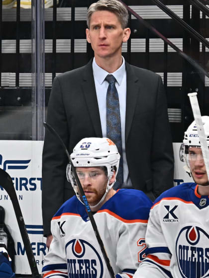 Knoblauch making right moves as Oilers coach