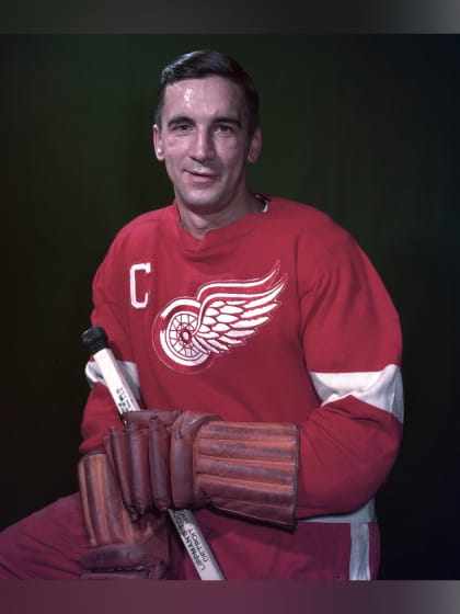 Ted Lindsay four-goal game in 1955 Stanley Cup Final one for ages