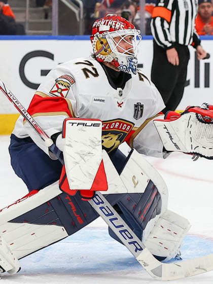 Goalies Panthers Bobrovsky Oilers Skinner doing their part in Stanley Cup Final