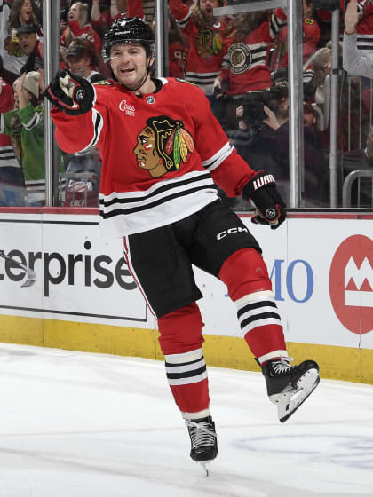 Ryan Donato signs 4 year contract with Chicago Blackhawks
