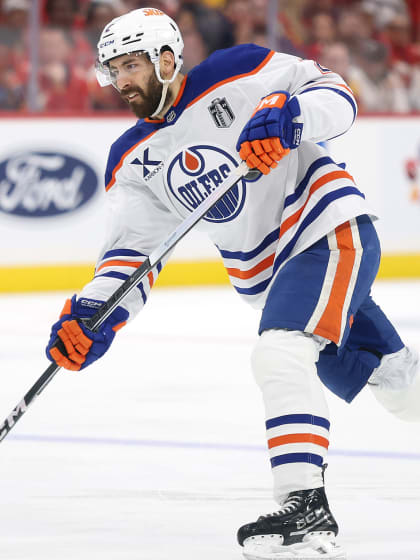 Evan Bouchard signs four year contract to remain with Edmonton Oilers