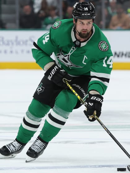 Jamie Benn signs 1 year contract to remain with Dallas Stars