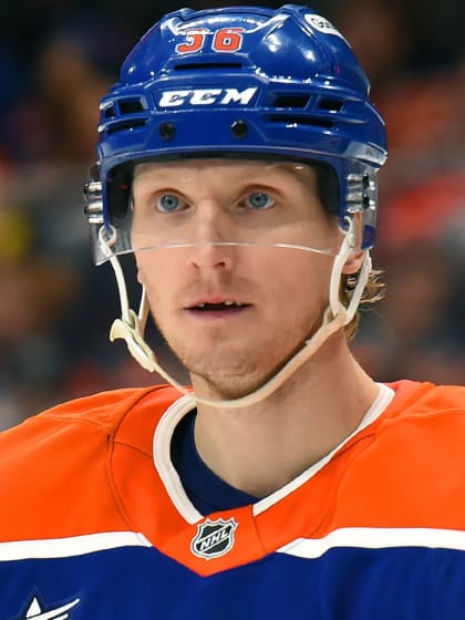 John Klingberg signs 1 year contract with San Jose Sharks