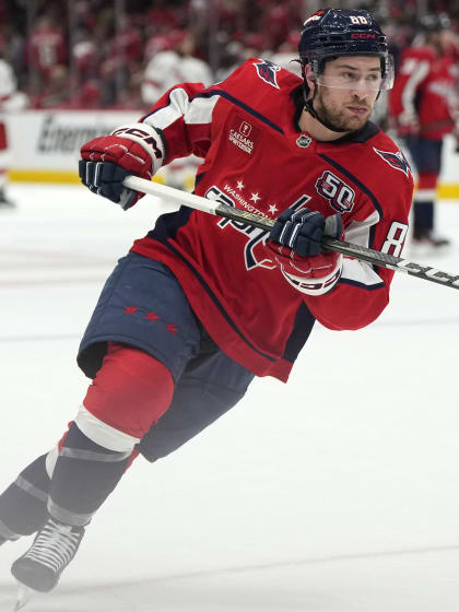 Andrew Mangiapane signs 2 year contract with Edmonton Oilers