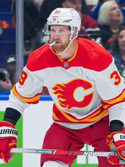 Anthony Mantha signs 1-year contract with Pittsburgh Penguins