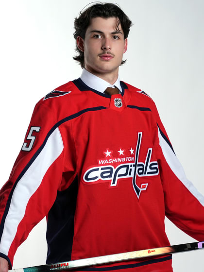 Lynden Lakovic signs entry level contract with Washington Capitals