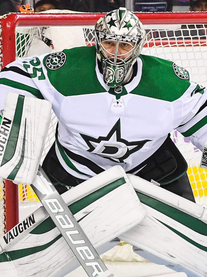 Anton Khudobin announces retirement from NHL