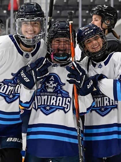 St. Louis expands girls hockey program with tournament
