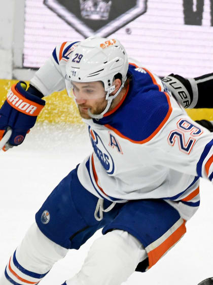 Oilers Leon Draisaitl aiming to emulate Kings Anze Kopitar on defensive end