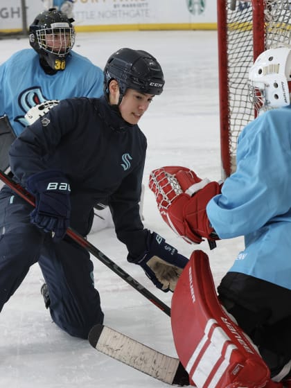 Julia Takatsuka, Seattle training young hockey goalies