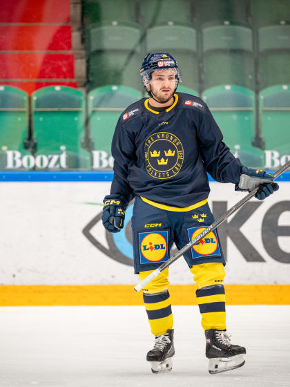 Erik Brännström ska ta vägen tillbaka till NHL via Schweiz