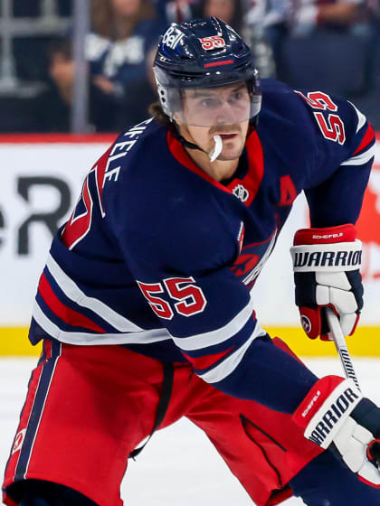 Mark Scheifele similar Winnipeg Jets legacy to Dale Hawerchuk