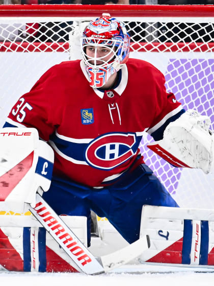 Unmasked closer look at butterfly stance for nhl goalies