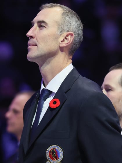 Zdeno Chara talks new role with Boston Bruins marathon training