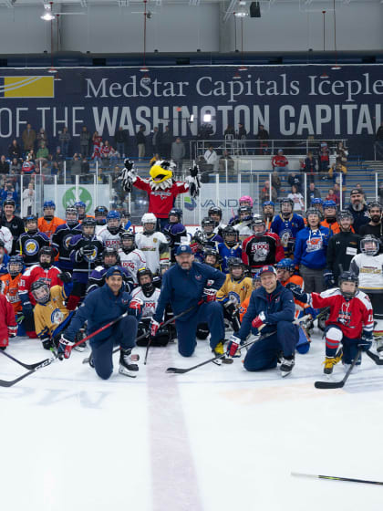 Washington Capitals Alex Ovechkin hosts clinic for American Special Hockey kids