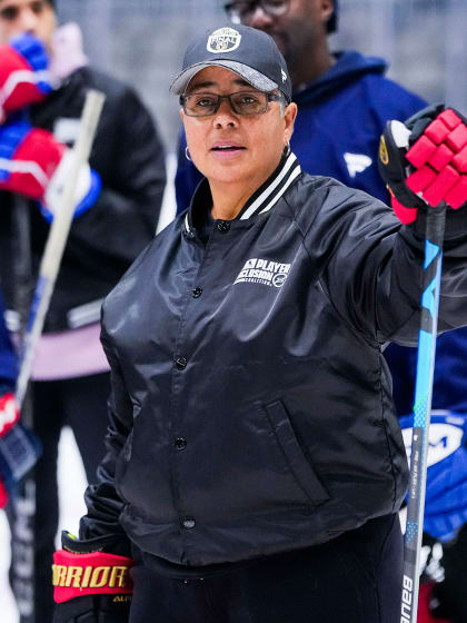 Angela James career celebrated at Player Inclusion Coalition girls hockey clinic