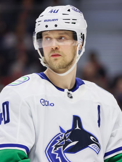 Elias Pettersson ensam målskytt när Vancouver Canucks föll igen