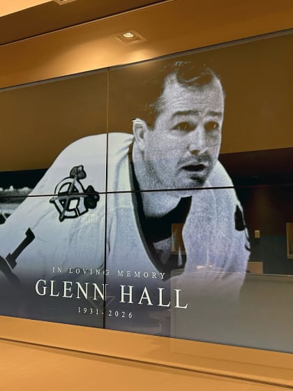 Goalie legend Glenn Hall memorial at Montreal Forum