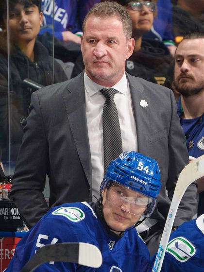 Adam Foote Vancouver Canucks head coach receives support