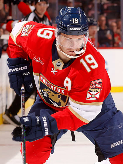 Matthew Tkachuk back to normal in Florida Panthers season debut