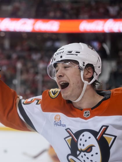 Sennecke má hattrick