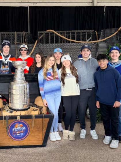 NHL Power Players enjoy electric atmosphere at Stadium Series