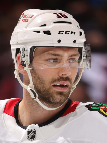 Chicago Blackhawks trade Jason Dickinson Colton Dach to Edmonton Oilers for Andrew Mangiapane