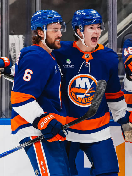 New York Islanders playing with energy on track to Stanley Cup Playoffs
