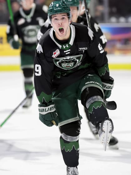 Landon DuPont 'at the very top' of 2027 Draft classscouts say