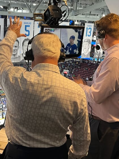 Joe Bowen honored by Toronto Maple Leafs in final home game broadcast