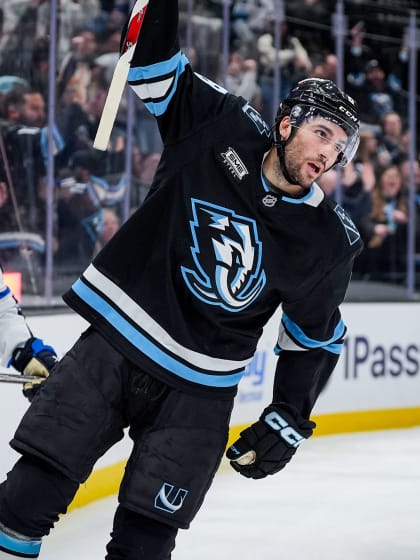 Winnipeg Jets Utah Mammoth game recap April 14 2026