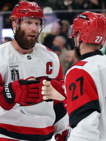 Carolina Hurricanes overcome another shaky second period in Game 4 win of Cup Final