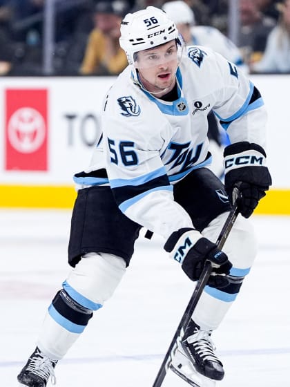 Kailer Yamamoto signs 2-year contract with Utah Mammoth