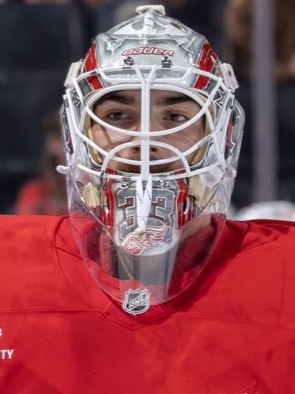 Sebastian Cossa signs two year contract with Utah Mammoth