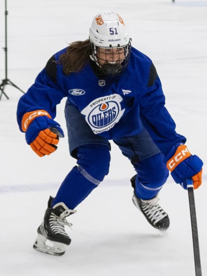 Abbey Murphy, Chloe Primerano, Caitlin Kraemer take part in Oilers development camp