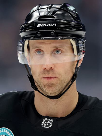 Jaden Schwartz signs 3-year contract with Colorado Avalanche