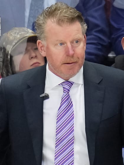 Toronto Maple Leafs hire Daniel Alfredsson as associate coach