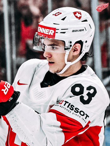 Red Wings sign Théo Rochette to one-year, entry-level contract