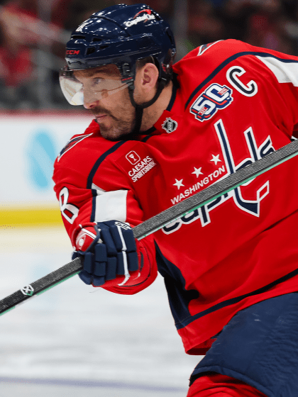 Alex Ovechkin can pass Wayne Gretzky this season, Eric Lindros says