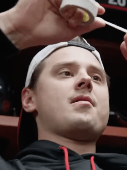 Hurricanesin Aho NHL My World sarjassa