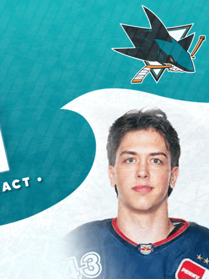 Sharks sign defenseman Phillip Sinn 