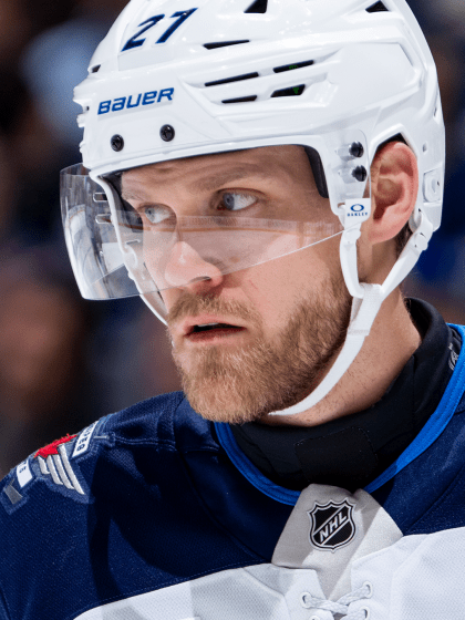 Nikolaj Ehlers signs 6-year deal with Carolina