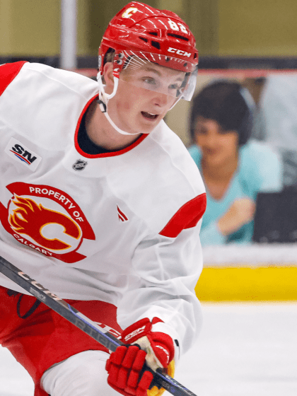 Stockselius Thrilled To Put Pen To Paper With Flames