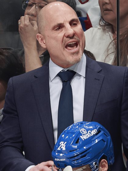 Rick Tocchet getting message across with Vancouver Canucks 