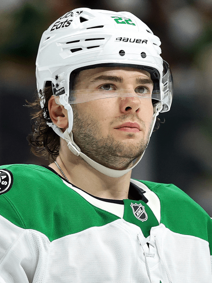 Mavrik Bourque signs 6-year contract with Nashville Predators