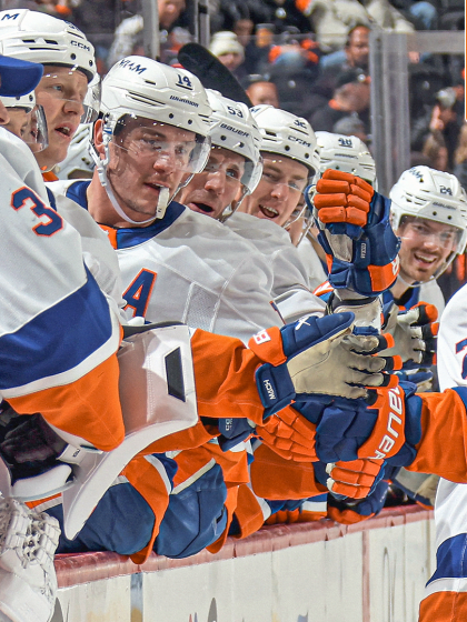 UBS Postgame Photos: Islanders 4, Flyers 0