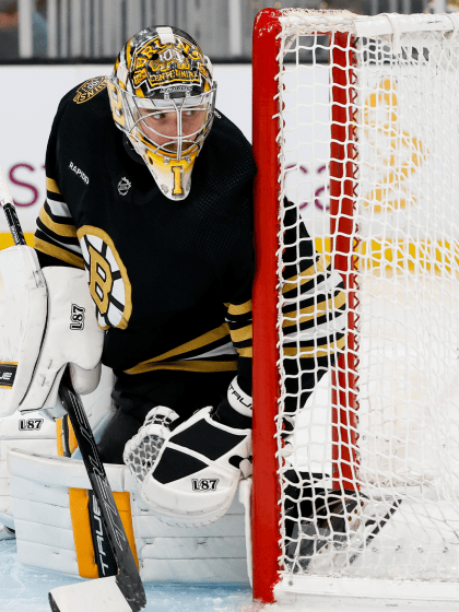 Jeremy Swayman stellar again for Bruins in Game 6 loss